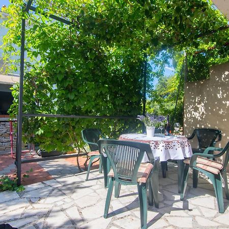 Apartment Josipa Vinisce Ngoại thất bức ảnh